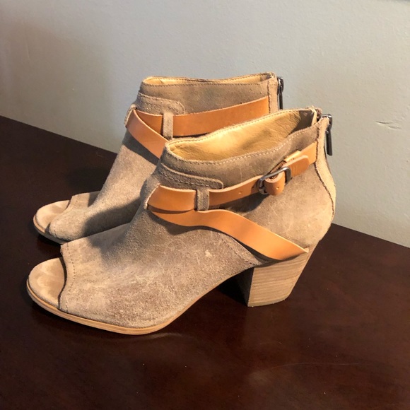 Lucky 🍀 Brand Haryson Bootie 8.5 - Picture 4 of 9